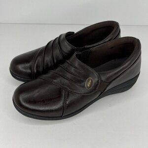 L.C. Comfort Dark Brown Slip-On Wedge Shoes Womens Size 6 Casual Loafers